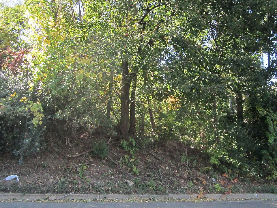 1st image of Riverside Pkwy
