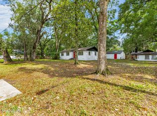 7146 Oakwood Dr, Jacksonville, FL 32211