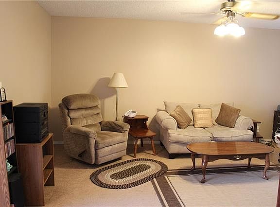 2nd image of 1203 N Taylor St