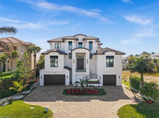 380 Trade Winds AVE, NAPLES, FL 34108