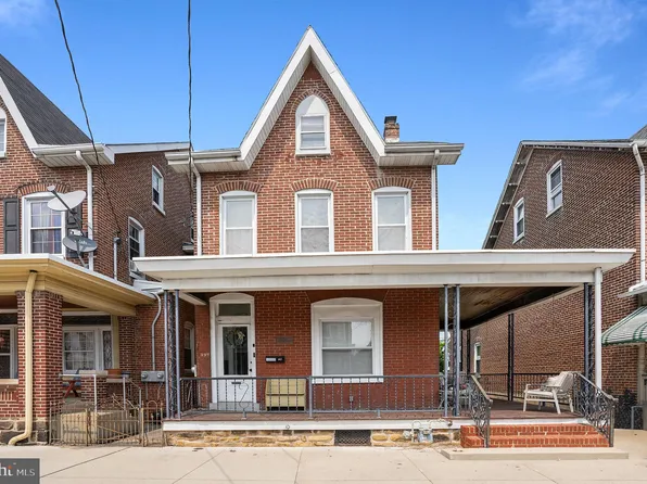 327 E Philadelphia Ave, Boyertown, PA 19512