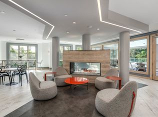Town Court, West Bloomfield, MI 48322