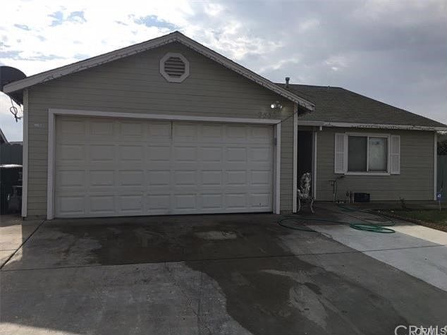 1st image of 2552 Burgundy Dr