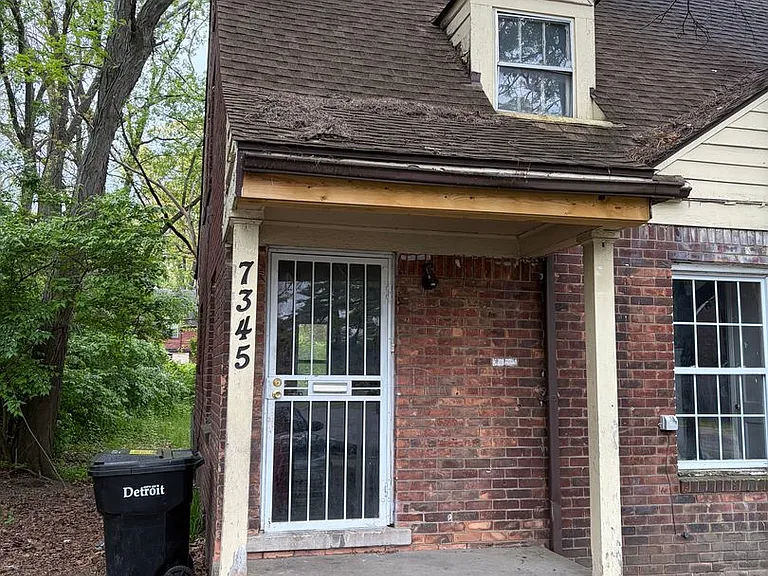 7345 Curtis St — Photo 14