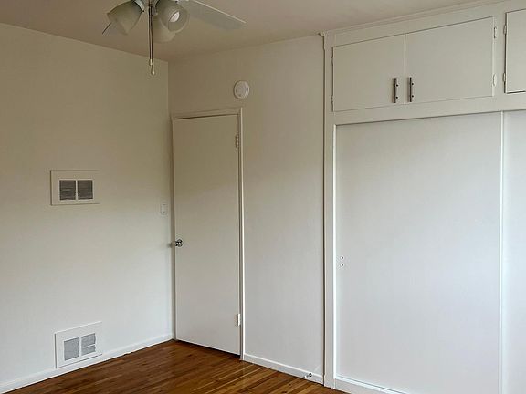 2nd image of 943 N Orange Grove Ave APT 7