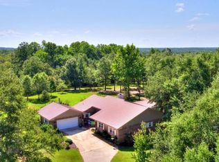 3653 Pine Log Rd, Chipley, FL 32428