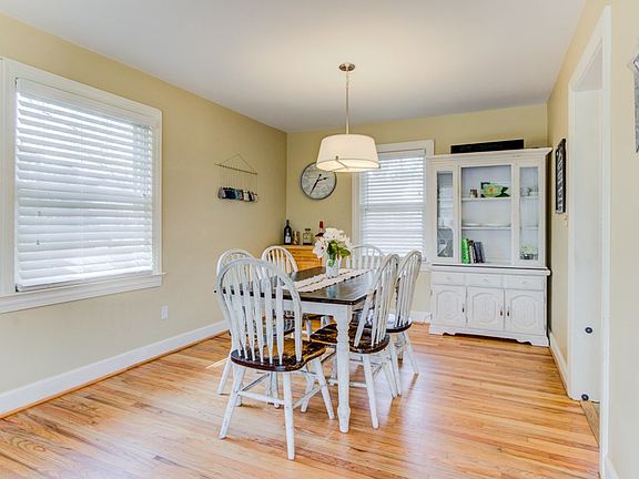 3rd image of 127 Hillrose Ave
