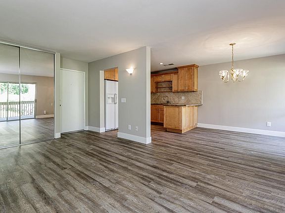 4th image of 255 Sequoia Ct APT 24