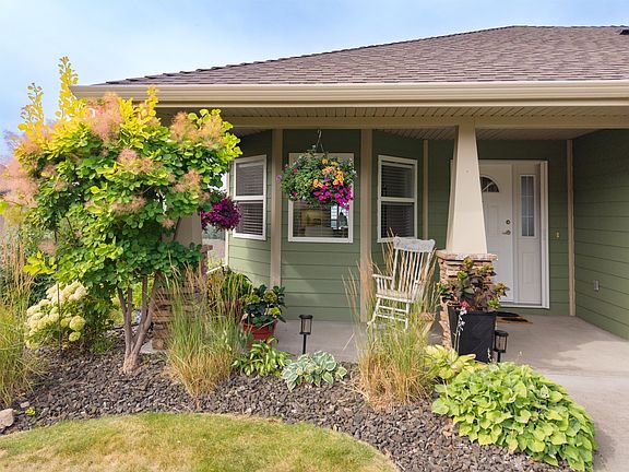 4th image of 5205 Sandhills Dr
