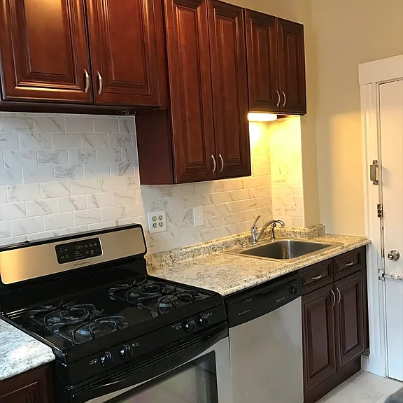 30 Glenville Ave #1 — Photo 6