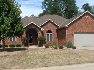 4033 Abbey Rdg, Quincy, IL 62305