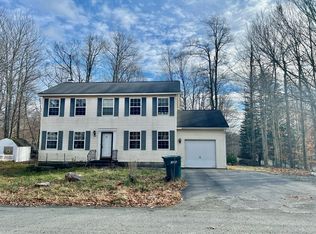8512 Bumble Bee Way, Tobyhanna, PA