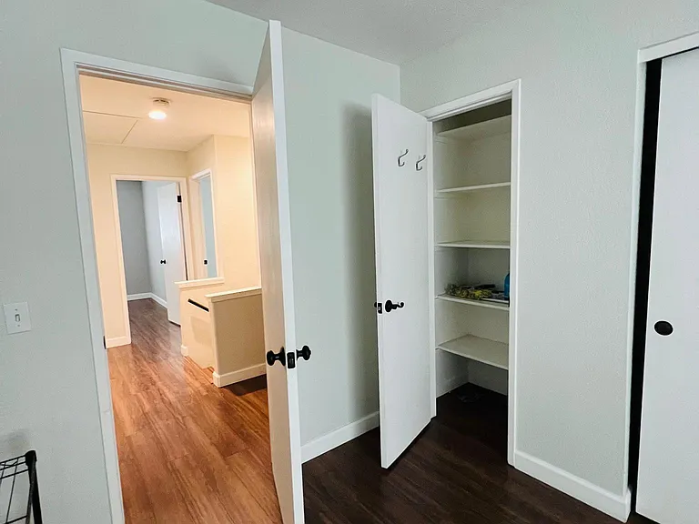 2425 La Brea Ct #2425 — Photo 19