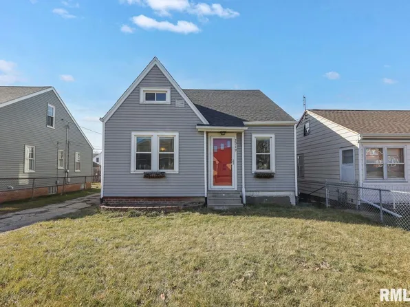 2919 N University St, Peoria, IL 61604