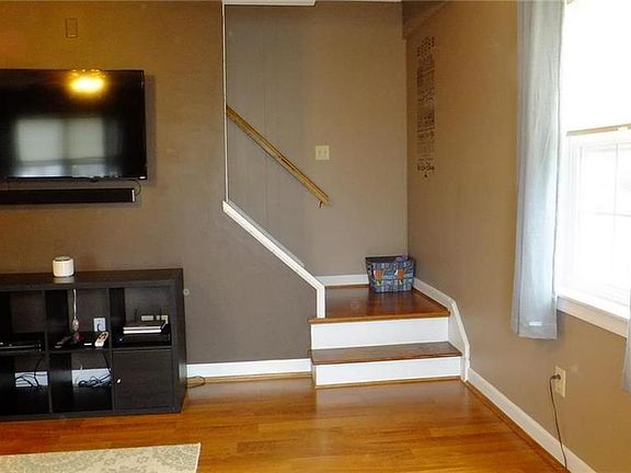 4th image of 4954 Shawnee Ct