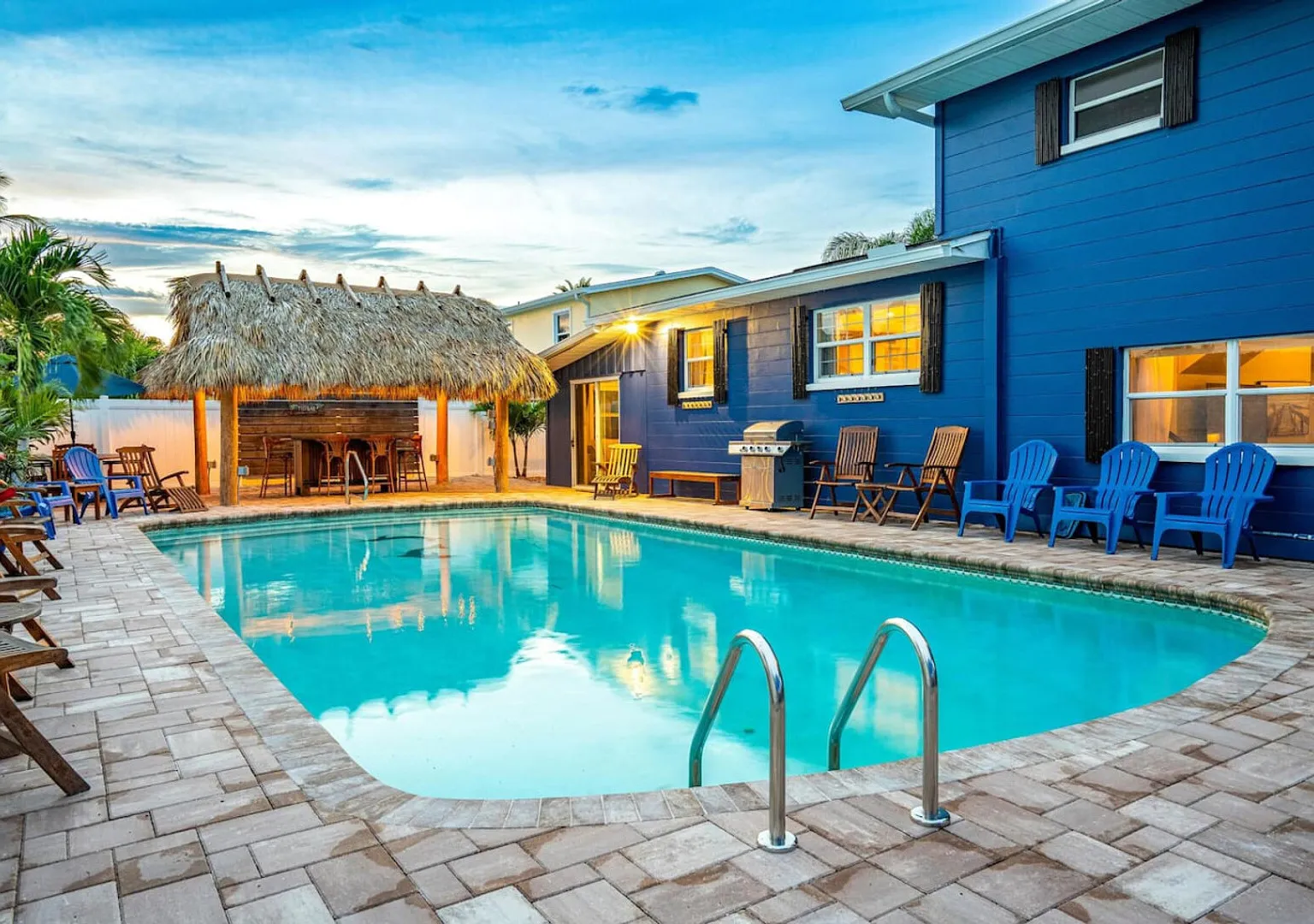 Tiki Blue Beach House:Heated Pool+Hot Tub+Tiki Bar — Photo 1