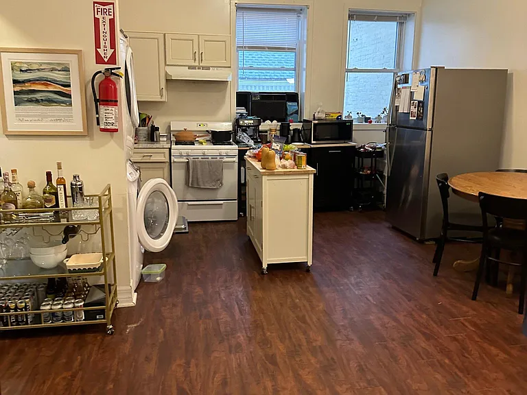 331 N Geneva St #2 — Photo 9