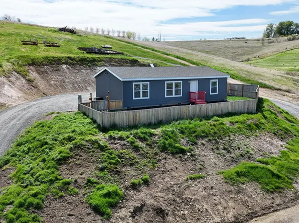 334 Lynwood Ln, Selah, WA 98942