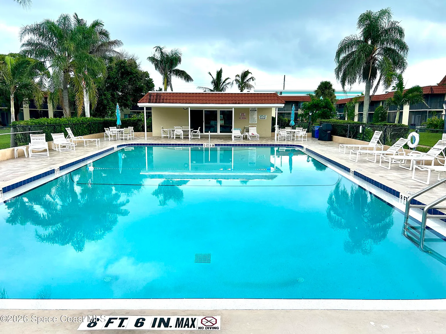2 bed, 2.0 bath, 1030 sqft, $2,000 — Photo 2