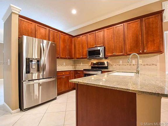 5th image of 5117 Heron Pl