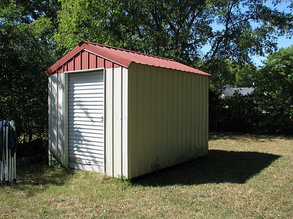 storage building neg.