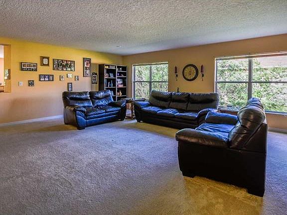 3rd image of 3082 Anquilla Ave