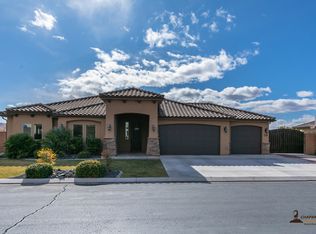 238 E Legends Ln, Washington, UT 84780