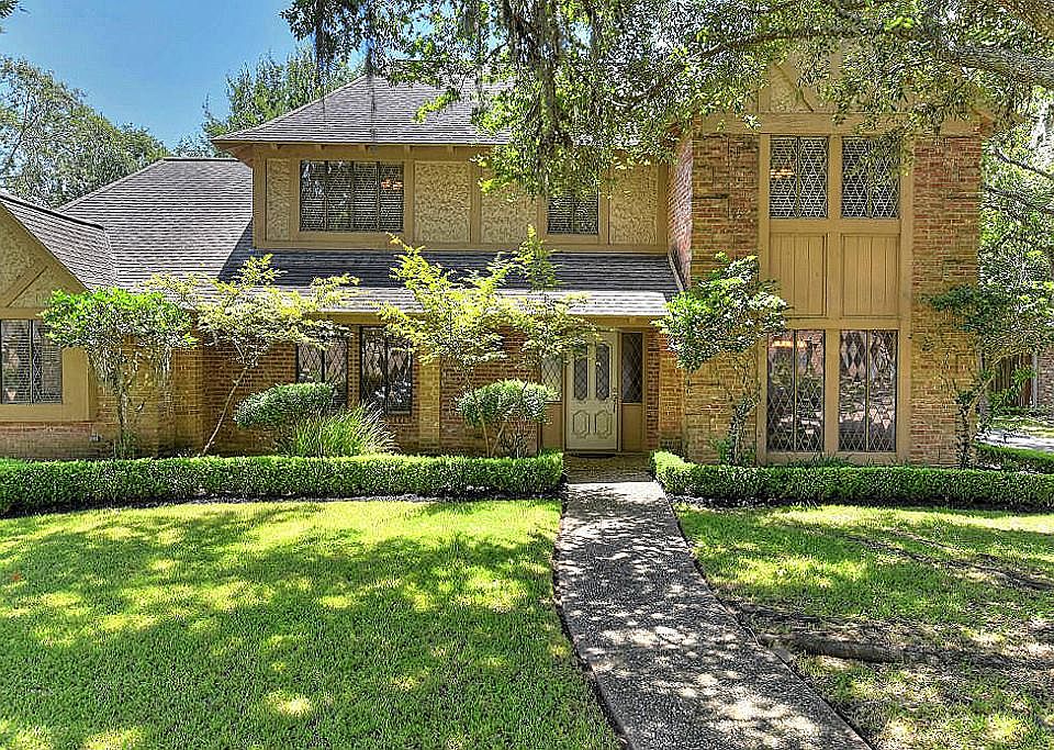 1st image of 3910 Pecan Valley Dr