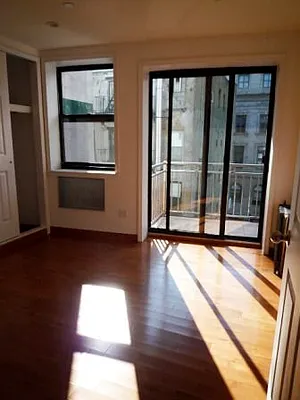 Rented by Site Realty Services | media 25