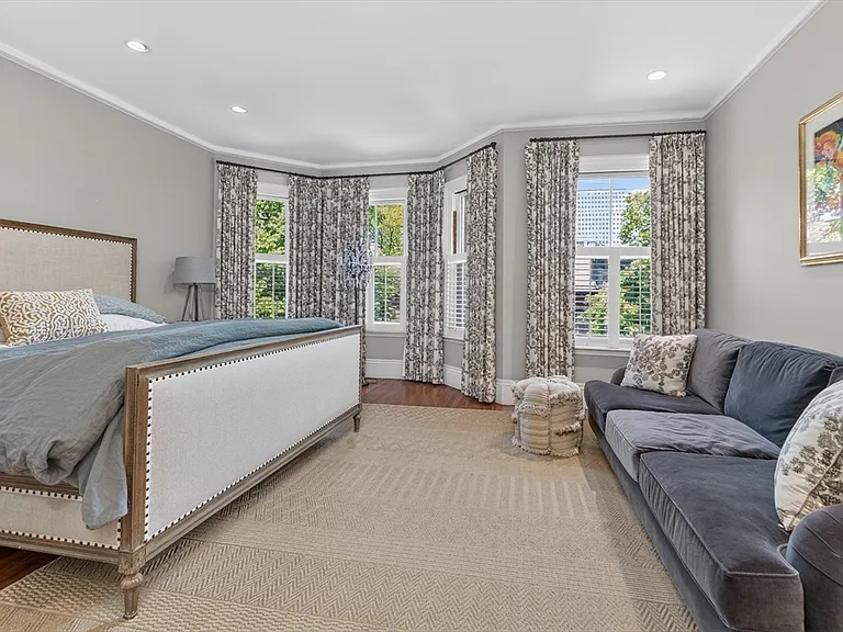 48 Appleton St — Photo 11