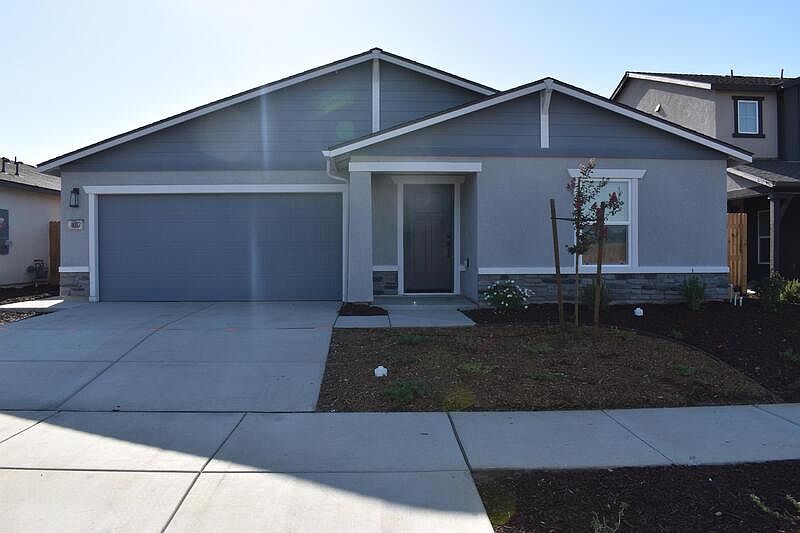1st image of 4027 Bayonet Dr