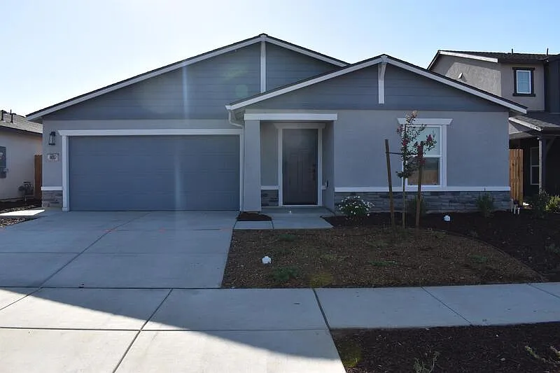 4027 Bayonet Dr