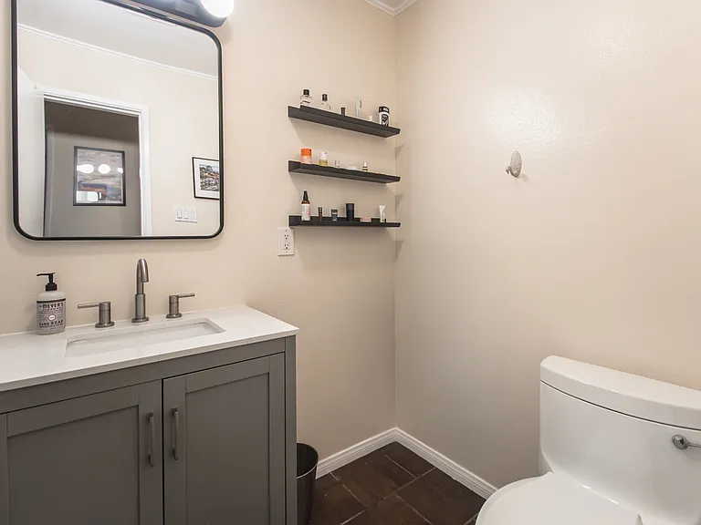 805 Glenway Dr #212 — Photo 16