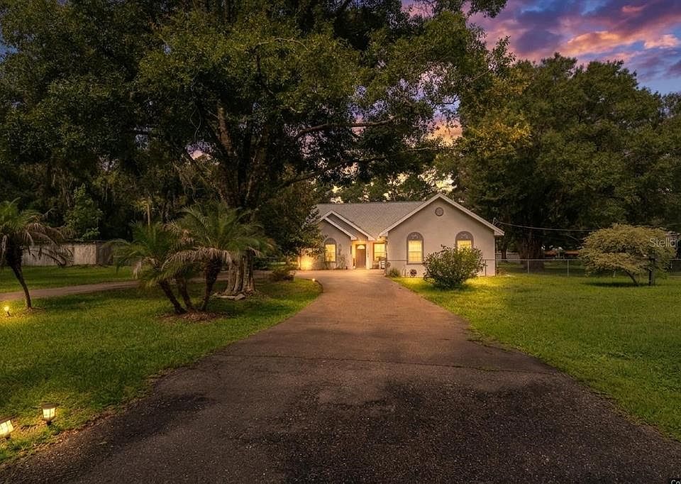 1st image of 15370 APACHE DRIVE