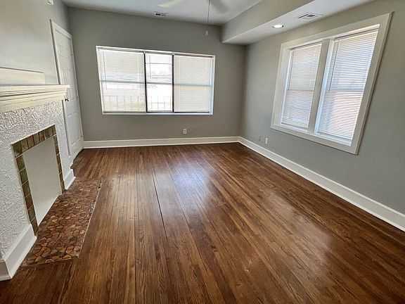 3rd image of 1530 E 14th St APT 3