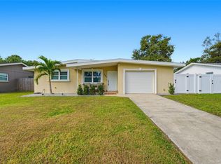 364 Barlow Ln, Largo, FL 33770