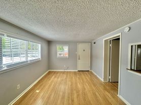 201 W Phillips St, Tyler, TX