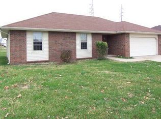 3340 S Benton Ave, Springfield, MO 65807