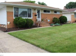 615 E Hillsdale Ave, Seven Hills, OH