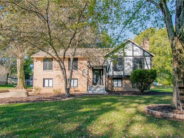 6519 Lorraine Ave NW, Massillon, OH 44646