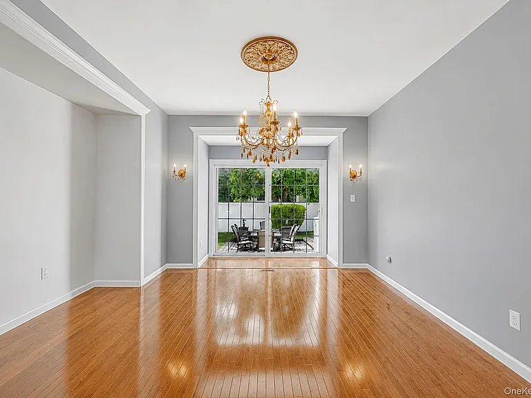 101 Raspberry Ct — Photo 11