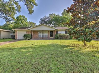 5414 De Milo Dr, Houston, TX 77092