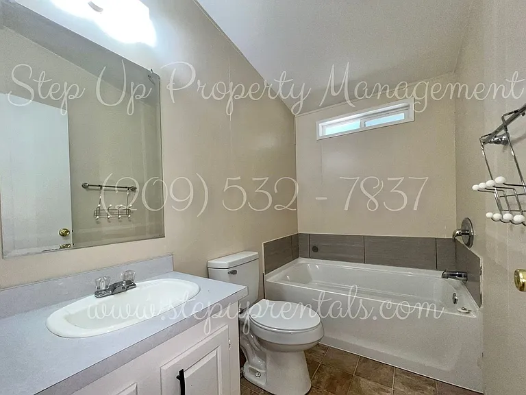 23495 Kreitzer Way — Photo 20