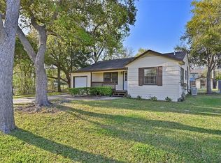 6319 Jackson Rd, Hitchcock, TX 77563