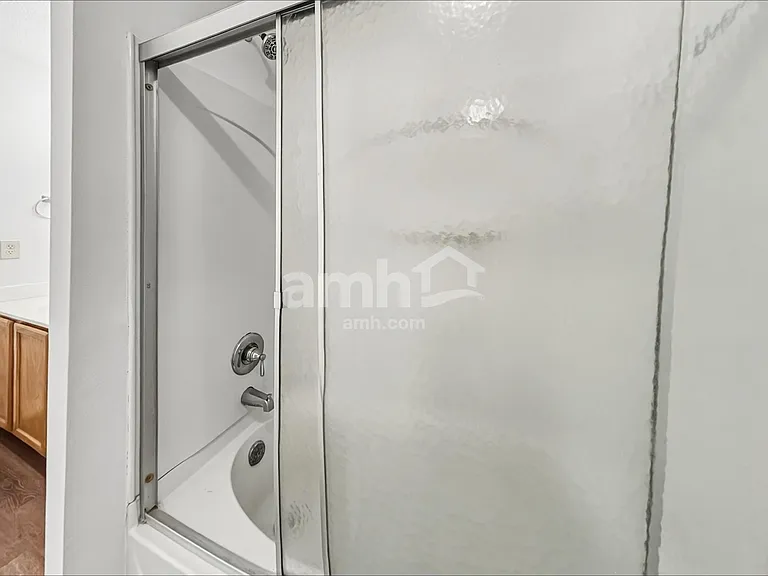 5701 Hiddenlake Dr — Photo 12