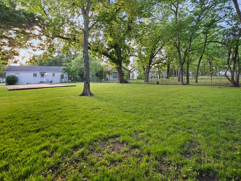 920 N Virginia St — Photo 24