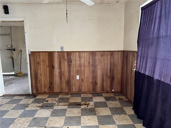 4th image of 2481 Dolores Dr