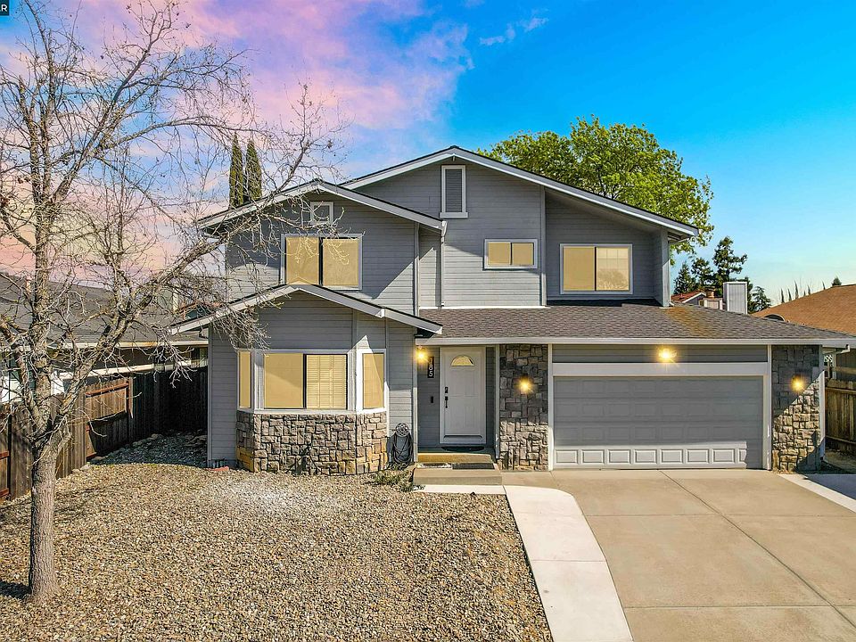 1st image of 185 Woodridge Cir