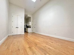 1824 Menahan St #3L, Ridgewood, NY 11385