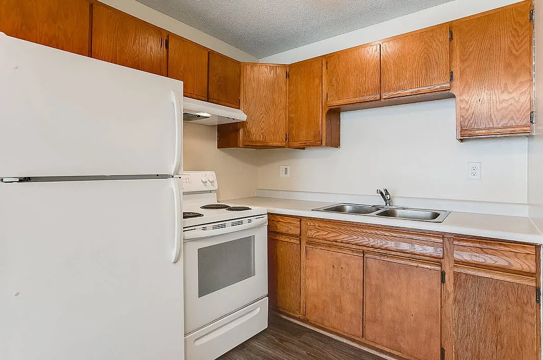 3016 Grand Avenue S. — Photo 4